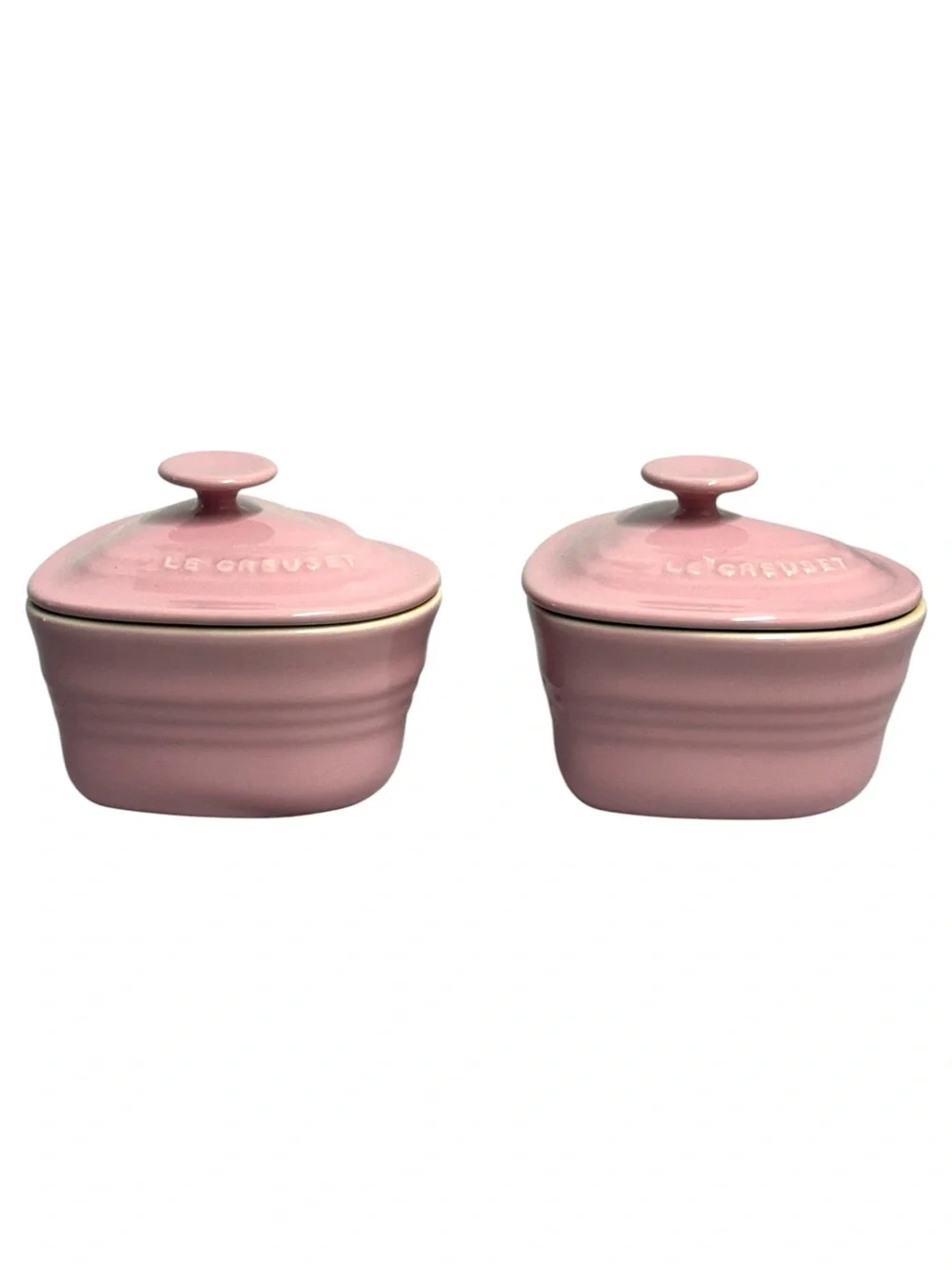 Le Creuset Pink Heart Stoneware Ramekins with Lids - Set of 2